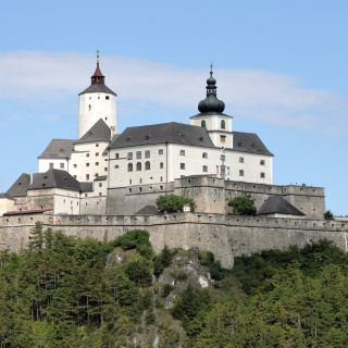Szomszédolás az Eszterházyaknál - Fraknó vára és Eisenstadt - kép 6